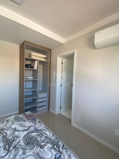 APARTAMENTO COM 02 DORMITÓRIOS À VENDA