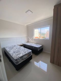 APARTAMENTO COM 02 DORMITÓRIOS À VENDA