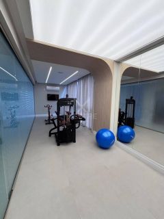 APARTAMENTO SEMI MOBILIADO 3 SUÍTES EM PRÉDIO NOVO NA MEIA PRAIA