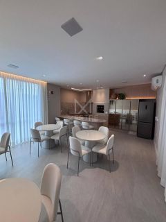 APARTAMENTO SEMI MOBILIADO 3 SUÍTES EM PRÉDIO NOVO NA MEIA PRAIA