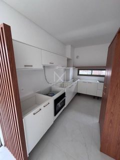 APARTAMENTO SEMI MOBILIADO 3 SUÍTES EM PRÉDIO NOVO NA MEIA PRAIA