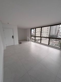 APARTAMENTO SEMI MOBILIADO 3 SUÍTES EM PRÉDIO NOVO NA MEIA PRAIA