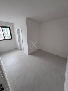APARTAMENTO SEMI MOBILIADO 3 SUÍTES EM PRÉDIO NOVO NA MEIA PRAIA