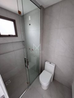 APARTAMENTO SEMI MOBILIADO 3 SUÍTES EM PRÉDIO NOVO NA MEIA PRAIA