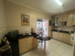 APARTAMENTO QUADRA MAR NO CENTRO DE ITAPEMA