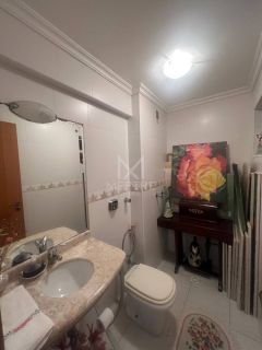 APARTAMENTO QUADRA MAR NO CENTRO DE ITAPEMA