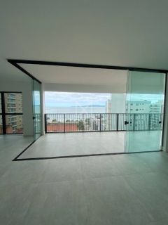 APARTAMENTO VISTA MAR NO CENTRO DE ITAPEMA