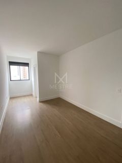 APARTAMENTO VISTA MAR NO CENTRO DE ITAPEMA