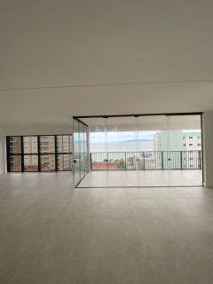 APARTAMENTO VISTA MAR NO CENTRO DE ITAPEMA