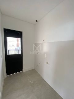 APARTAMENTO VISTA MAR NO CENTRO DE ITAPEMA