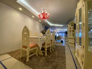 APARTAMENTO COM 04 DORMITÓRIOS NO CORAÇÃO DE ITAPEMA