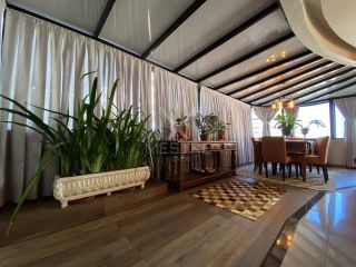 APARTAMENTO COM 04 DORMITÓRIOS NO CORAÇÃO DE ITAPEMA