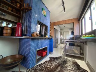 APARTAMENTO COM 04 DORMITÓRIOS NO CORAÇÃO DE ITAPEMA