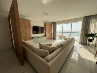 APARTAMENTO DE ALTO PADRÃO MOBILIADO EM MEIA PRAIA