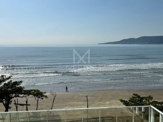 APARTAMENTO DE ALTO PADRÃO MOBILIADO EM MEIA PRAIA