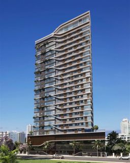 Apartamento 3 suítes a poucos passos do mar!