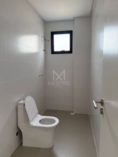 Apartamento alto padrão 180metros do mar