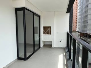 Apartamento alto padrão 180metros do mar