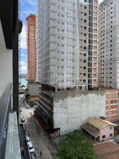 Apartamento alto padrão 180metros do mar