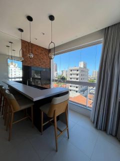 Apartamento 03 dormitórios mobiliado balneário pereque