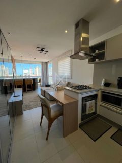 Apartamento 03 dormitórios mobiliado balneário pereque