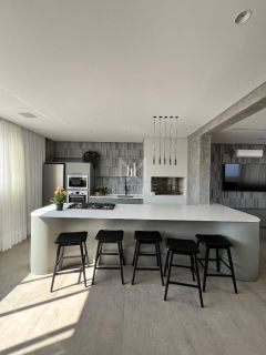 Apartamento 02 suítes novo