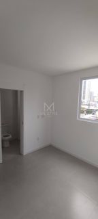 Apartamento 02 suítes novo