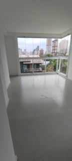 Apartamento 02 suítes novo