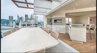 COBERTURA DUPLEX FRENTE MAR EM BALNEARIO CAMBORIU