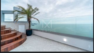 COBERTURA DUPLEX FRENTE MAR EM BALNEARIO CAMBORIU