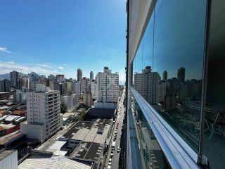 APARTAMENTO 03 SUITES EM MEIA PRAIA