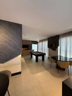 APARTAMENTO 03 SUITES EM MEIA PRAIA