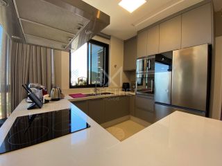 APARTAMENTO 03 SUITES Á 300 METROS DO MAR