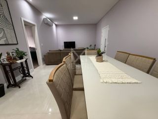 APARTAMENTO Á 200 METROS DO MAR