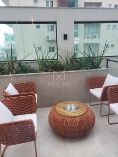 APARTAMENTO Á 200 METROS DO MAR