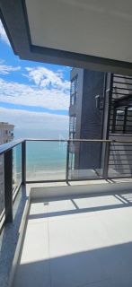 APARTAMENTO 03 SUITES Á 120 METROS DO MAR