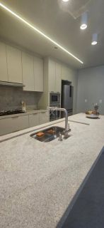 APARTAMENTO 03 SUITES Á 120 METROS DO MAR