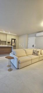 APARTAMENTO 03 SUITES Á 120 METROS DO MAR