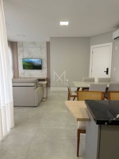 APARTAMENTO 02 SUITES EM MEIA PRAIA