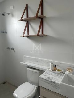 APARTAMENTO 02 SUITES EM MEIA PRAIA
