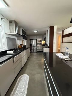 CASA  ALTO PADRÃO FRENTE MAR