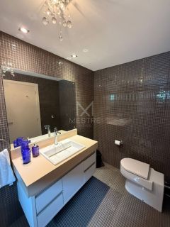 CASA  ALTO PADRÃO FRENTE MAR