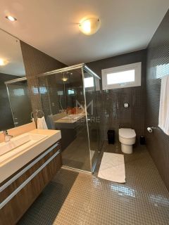 CASA  ALTO PADRÃO FRENTE MAR