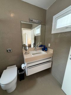 CASA  ALTO PADRÃO FRENTE MAR