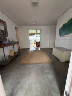 CASA  ALTO PADRÃO FRENTE MAR