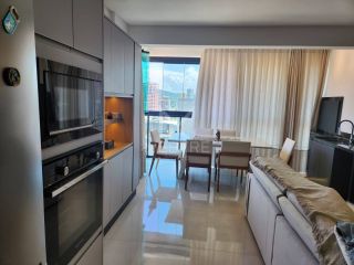 APARTAMENTO 03 SUÍTES Á 200 METROS DO MAR