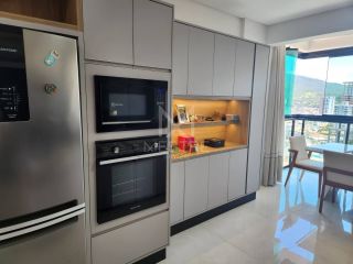 APARTAMENTO 03 SUÍTES Á 200 METROS DO MAR