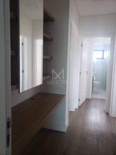 APARTAMENTO 03 SUÍTES Á 200 METROS DO MAR