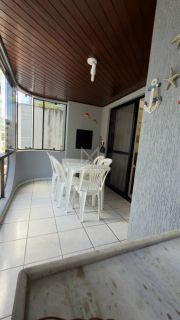 APARTAMENTO Á 100 METROS DO MAR NO CENTRO DE ITAPEMA