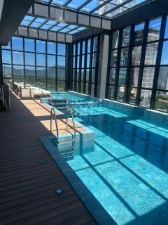 FLAT QUADRA MAR DISPONÍVEL À VENDA NA MEIA PRAIA